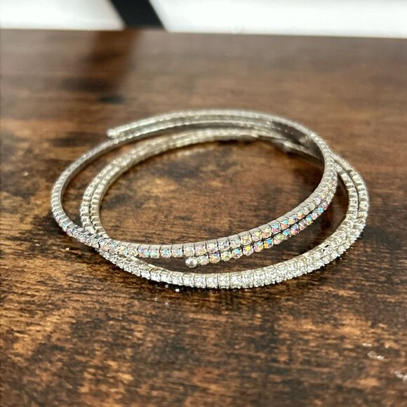 2 Sparkly Bracelets - Picture 2 of 3
